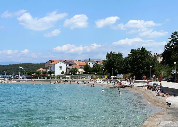 With Parking Space Njivice, Krk - 5476 Apartamento Njivice